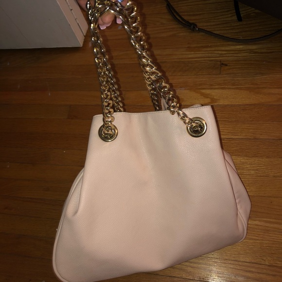 Female hand bag - Picture 2 of 3